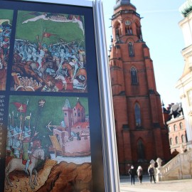 powiększ zdjęcie: Zapraszamy na plenerową wystawę w Rynku z okazji 780 rocznicy Bitwy pod Legnicą