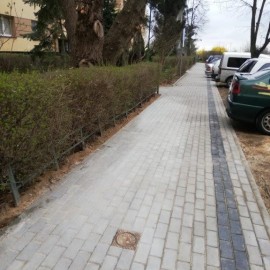 powiększ zdjęcie: Nowy chodnik na ul. Nowogródzkiej, kolejny w tej części miasta