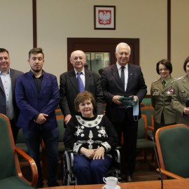 powiększ zdjęcie: Prezydent uczcił Dzień Weterana