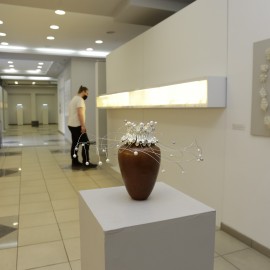 powiększ zdjęcie: W kolejny piątek po wystawach oprowadzają nas „srebrni” kuratorzy