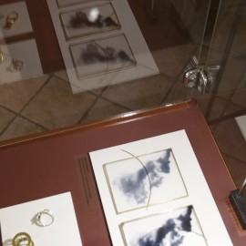 powiększ zdjęcie: W kolejny piątek po wystawach oprowadzają nas „srebrni” kuratorzy