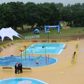 powiększ zdjęcie: Letni Park Wodny AquaFun w Legnicy gotowy. Goście czekają na najważniejszy sprawdzian