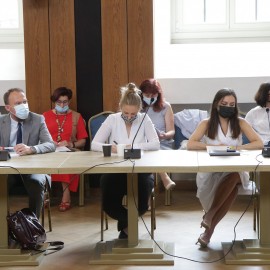 powiększ zdjęcie: Wotum zaufania i absolutorium dla Tadeusza Krzakowskiego. Budżet za 2020 rok przyjęty