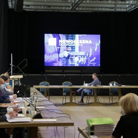 powiększ zdjęcie: Wotum zaufania i absolutorium dla Tadeusza Krzakowskiego. Budżet za 2020 rok przyjęty