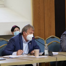 powiększ zdjęcie: Wotum zaufania i absolutorium dla Tadeusza Krzakowskiego. Budżet za 2020 rok przyjęty