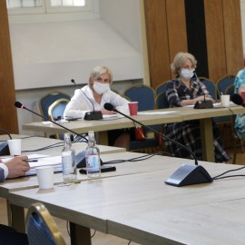 powiększ zdjęcie: Wotum zaufania i absolutorium dla Tadeusza Krzakowskiego. Budżet za 2020 rok przyjęty
