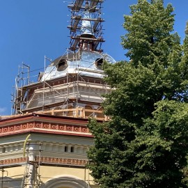 Trwa remont cmentarnej kaplicy. Zobacz co już zrobiono
