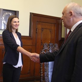 Trzymamy kciuki za legniczankę Kornelię Fiedkiewicz, naszą pływaczkę na Olimpiadzie