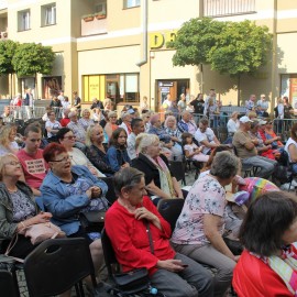 powiększ zdjęcie: To były super imieniny ulicy. Bawiliśmy się przez trzy dni