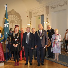 powiększ zdjęcie: Miasto podziękowało i nagrodziło wybitnych legniczan, instytucje, organizacje