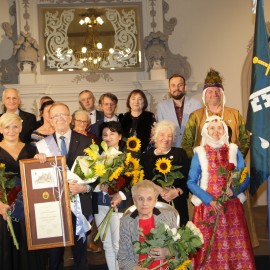 powiększ zdjęcie: Miasto podziękowało i nagrodziło wybitnych legniczan, instytucje, organizacje
