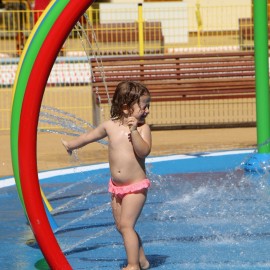 powiększ zdjęcie: Legniczanie i goście pożegnali nasz Park Wodny Aquafun. Mówią, że już tęsknią