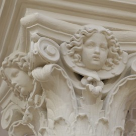 powiększ zdjęcie: Renowacja cmentarnej kaplicy ukazała piękno jej architektury