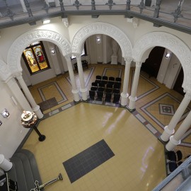 powiększ zdjęcie: Renowacja cmentarnej kaplicy ukazała piękno jej architektury
