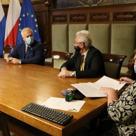 powiększ zdjęcie: Legnica liderem gospodarki odpadami w regionie. Obsługujemy już osiem gmin