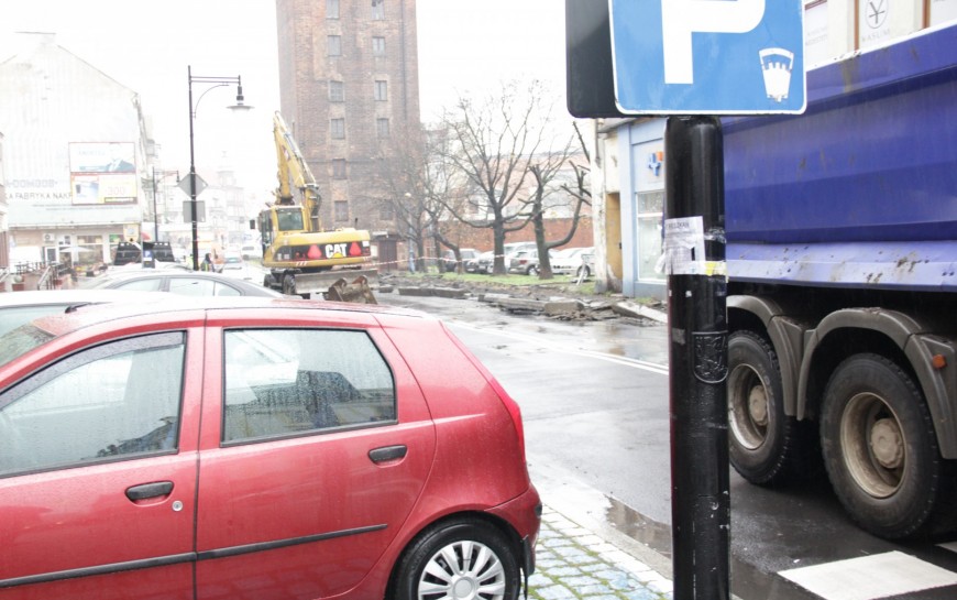 Rozpoczęła się przebudowa ul. Chojnowskiej. Zmiana organizacji ruchu