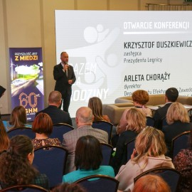 powiększ zdjęcie: Ponad sto osób uczestniczyło w konferencji „Razem dla rodziny”