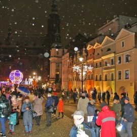 powiększ zdjęcie: W Mikołajki rozbłysły nasze bajkowe iluminacje i odmieniły miasto