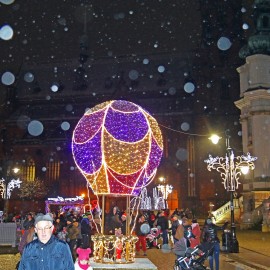 powiększ zdjęcie: W Mikołajki rozbłysły nasze bajkowe iluminacje i odmieniły miasto