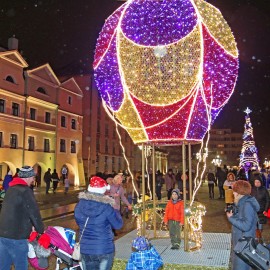 W Mikołajki rozbłysły nasze bajkowe iluminacje i odmieniły miasto