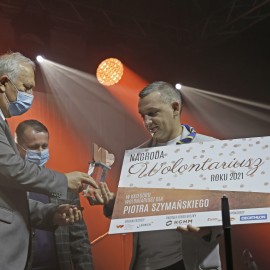 powiększ zdjęcie: III Gala Wolontariatu. Podziękowania i nagrody dla uzależnionych od pomagania