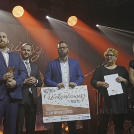 powiększ zdjęcie: III Gala Wolontariatu. Podziękowania i nagrody dla uzależnionych od pomagania