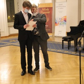 powiększ zdjęcie: Młody Paganini. W Akademii Rycerskiej młodzi wirtuozi zagrali utwory mistrza