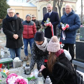 powiększ zdjęcie: Tradycyjnie już uczciliśmy pamięć bohaterów Powstania Wielkopolskiego