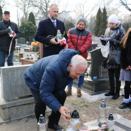 powiększ zdjęcie: Tradycyjnie już uczciliśmy pamięć bohaterów Powstania Wielkopolskiego