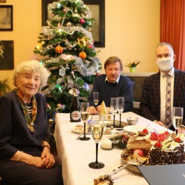 powiększ zdjęcie: Jadwiga Sklepkiewicz skończyła 100 lat. Życzymy kolejnych lat w zdrowiu i szczęściu