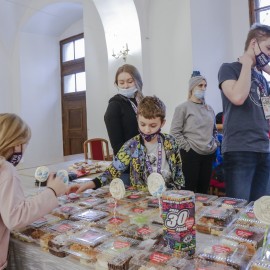 powiększ zdjęcie: Zagraliśmy z wielkim sercem. W puszkach ponad 226 tys. zł, ale jeszcze licytujemy