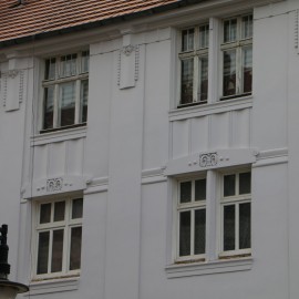 powiększ zdjęcie: Kolejne kamienice na ul. Henryka Pobożnego odzyskują dawny blask