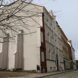 powiększ zdjęcie: Kolejne kamienice na ul. Henryka Pobożnego odzyskują dawny blask