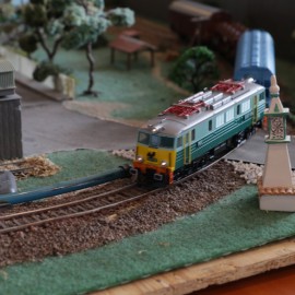 powiększ zdjęcie: W Henrykówce będą kształcić techników i mechaników pojazdów kolejowych