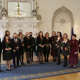 powiększ zdjęcie: Samorządowcy uhonorowani Medalami za Długoletnią Służbę