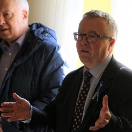 powiększ zdjęcie: Szkolne Schronisko Młodzieżowe przyjęło 40 Ukraińców. Inni też to robią