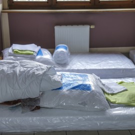 powiększ zdjęcie: Miasto i mieszkańcy zapewniają uchodźcom dach nad głową