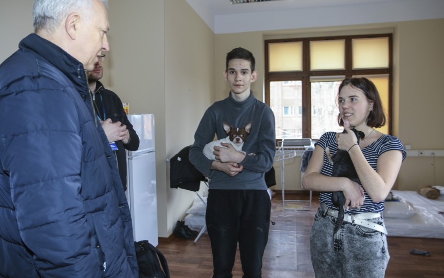 Miasto i mieszkańcy zapewniają uchodźcom dach nad głową