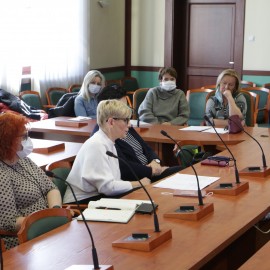 powiększ zdjęcie: Pomoc medyczna uchodźcom. Jak z niej skorzystać