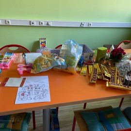 powiększ zdjęcie: W punkcie przy ul. Kominka jest już pokój zabaw dla dzieci z Ukrainy