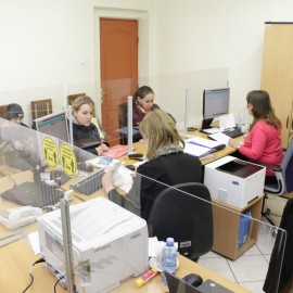 powiększ zdjęcie: Uchodźcy z Ukrainy otrzymują już numery PESEL