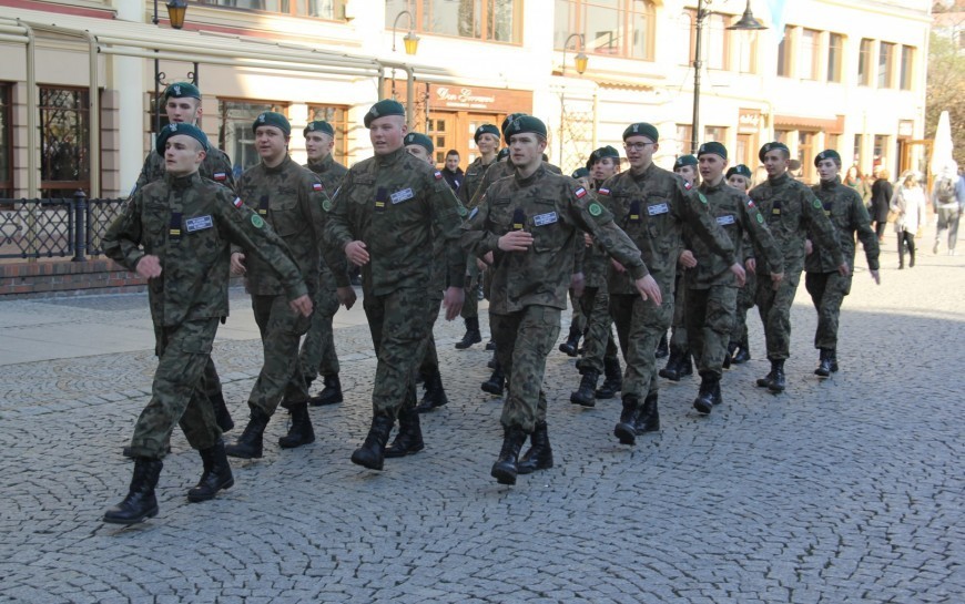 Kwalifikacja wojskowa 2022 w Legnicy. Sprawdź, kto się musi stawić