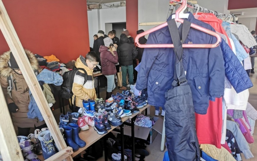 Zmiana godzin pracy w punkcie przyjmowania i wydawania darów przy ul. Złotoryjskiej