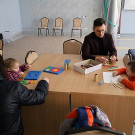 powiększ zdjęcie: Ruszyło Centrum Spotkań dla Uchodźców w Legnicy w Witelonce