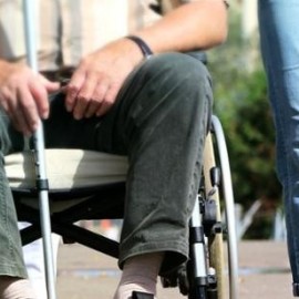 Opieka wytchnieniowa. Skorzystaj z pomocy dla rodzin i osób niepełnosprawnych