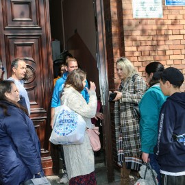 powiększ zdjęcie: Uchodźcy z Ukrainy wyjechali z naszego miasta do Miśni