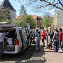 Spotkanie informacyjne dla uchodźców dotyczące wyjazdu do Niemiec i Francji