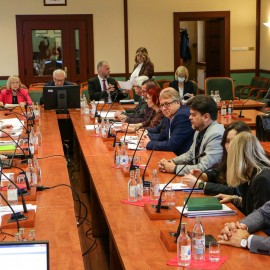 W poniedziałek sesja Rady Miejskiej w Legnicy. Poznaj porządek obrad