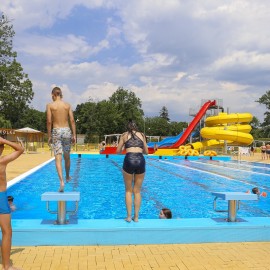 Basen przyśpiesza start sezonu