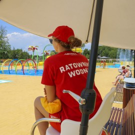 powiększ zdjęcie: Basen przyśpiesza start sezonu